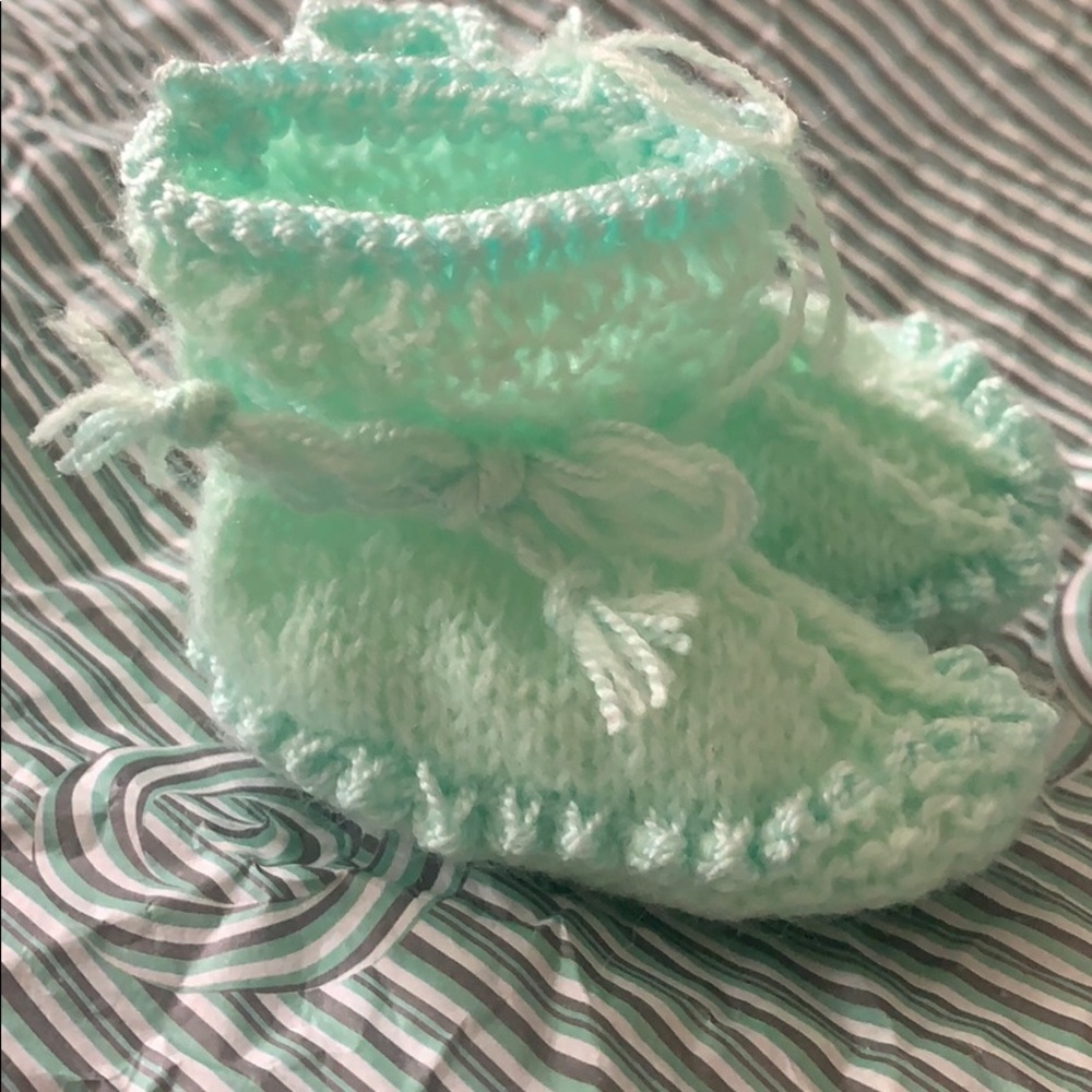 NWOT Hand-Knitted Baby Boots Aquamarine